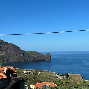 Residencia Mendonca São Roque do Faial